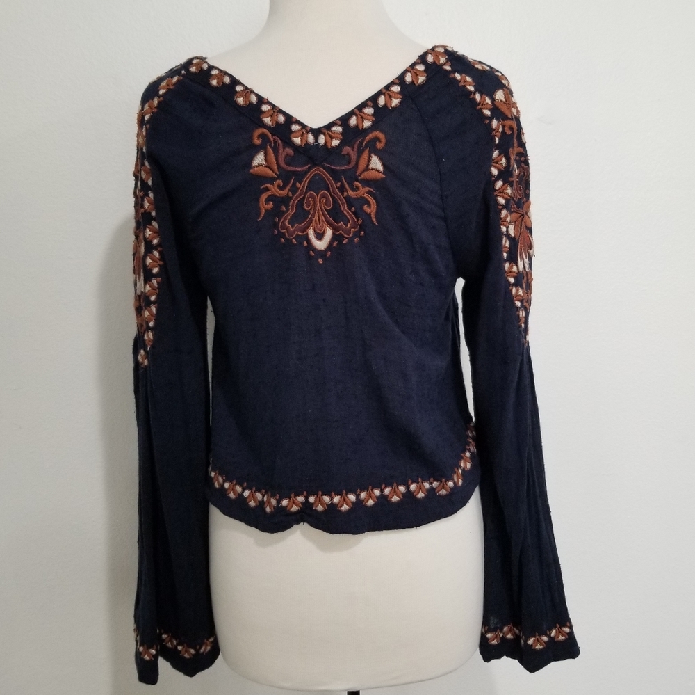Freepeople Crop Bell Long Sleeve Top. - Picture 3 of 16